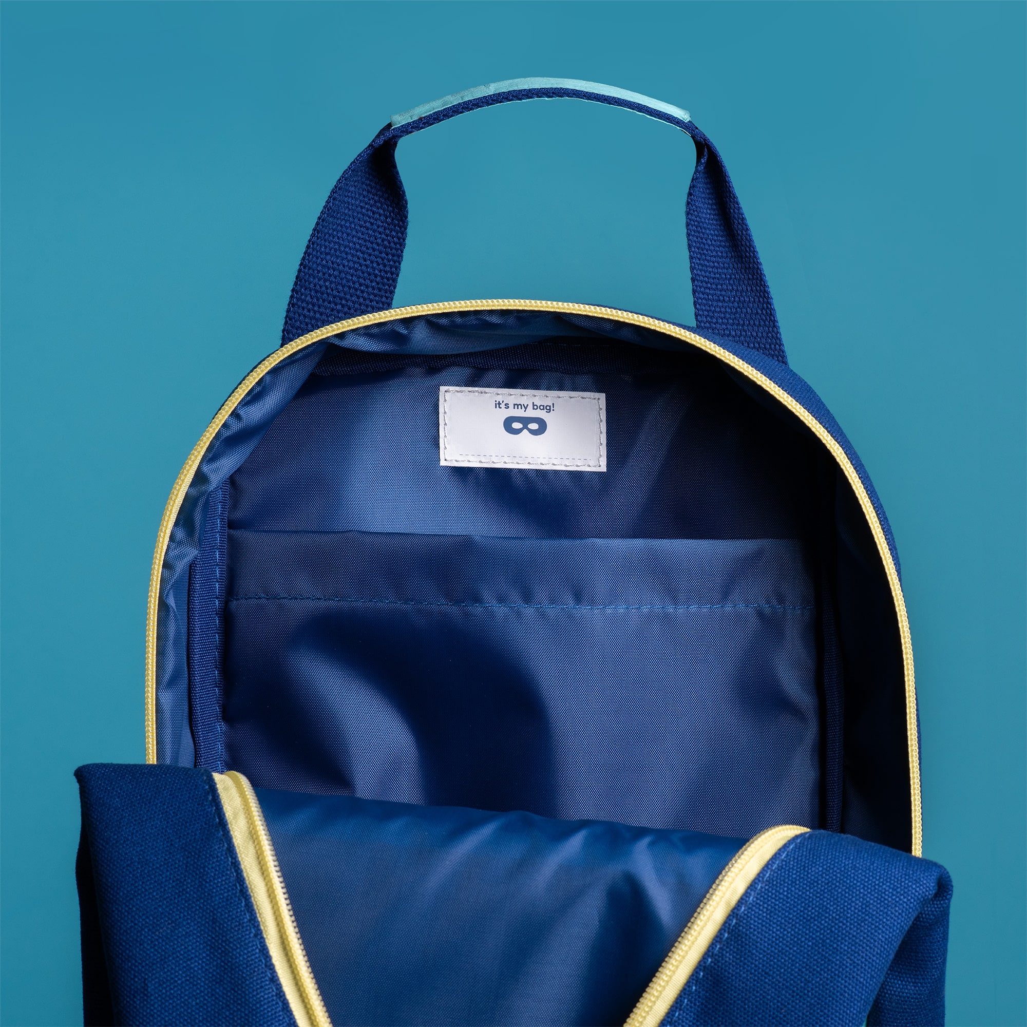 billys-packshot_azure-05